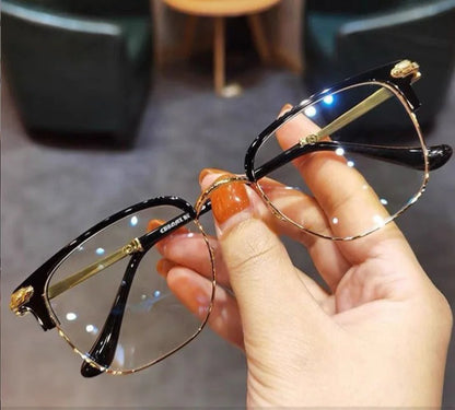 🔥Hot Sale🔥✨Ultra Light Anti Blue Presbyopic Glasses-W18